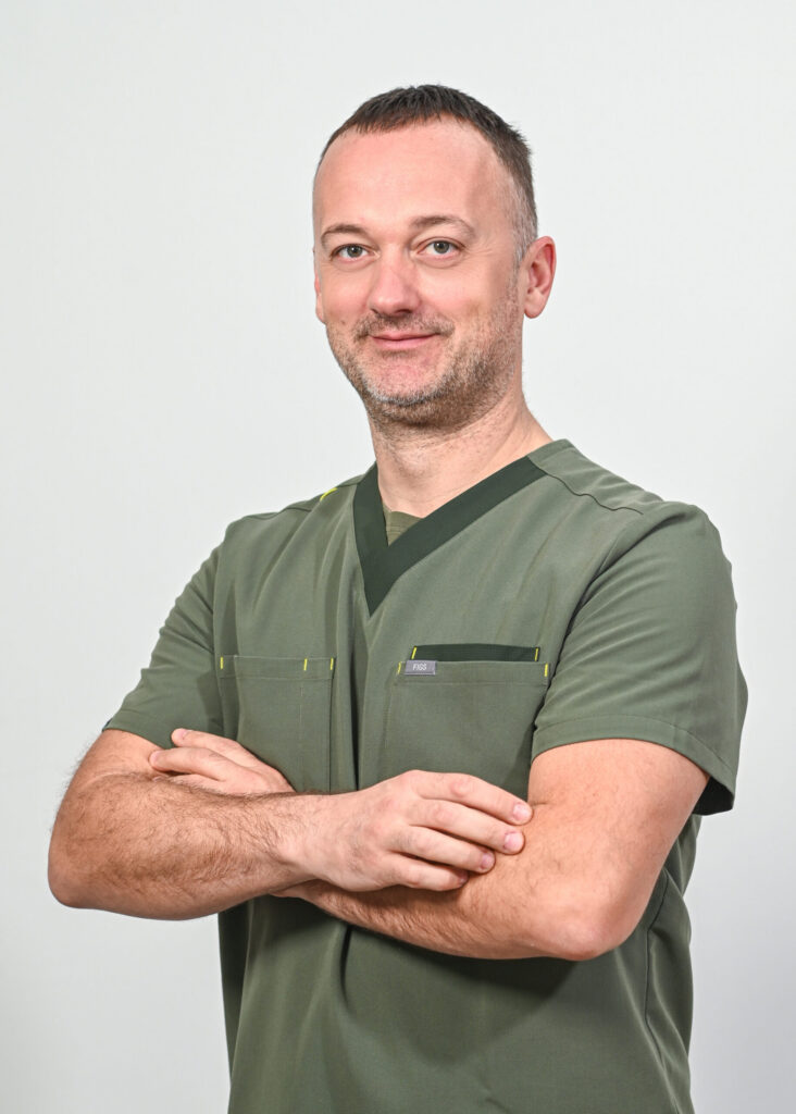 Д-р. Огнен Точко