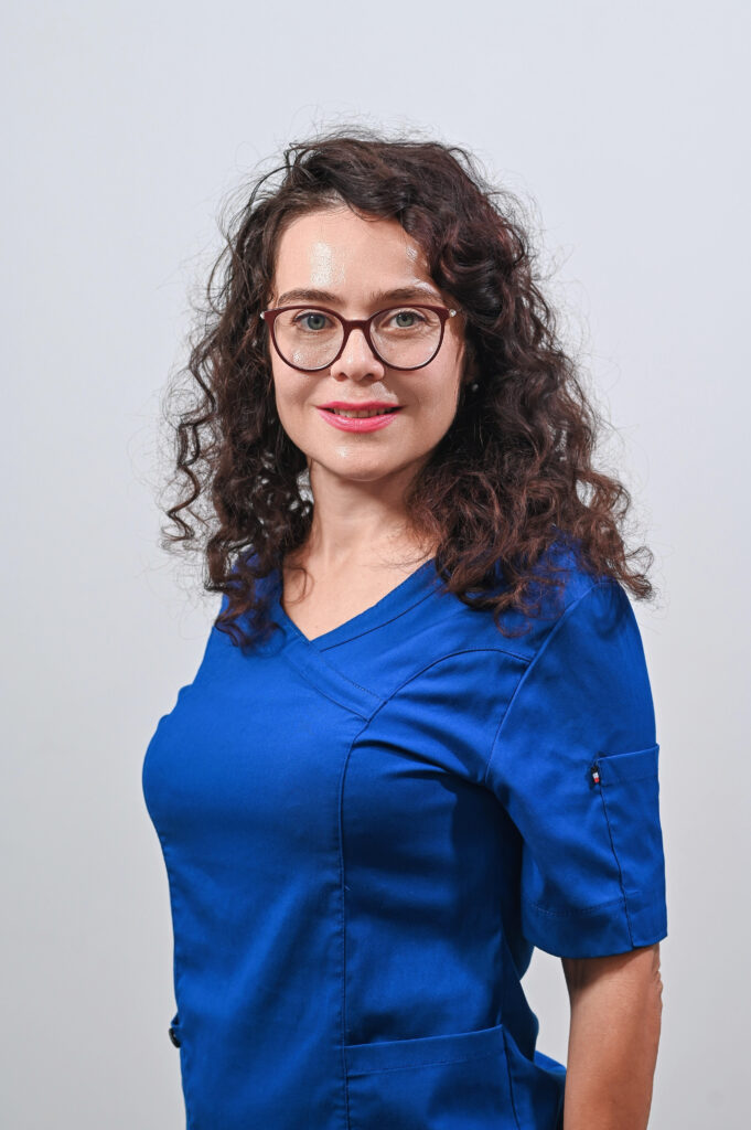 Д-р Ана Лазарова